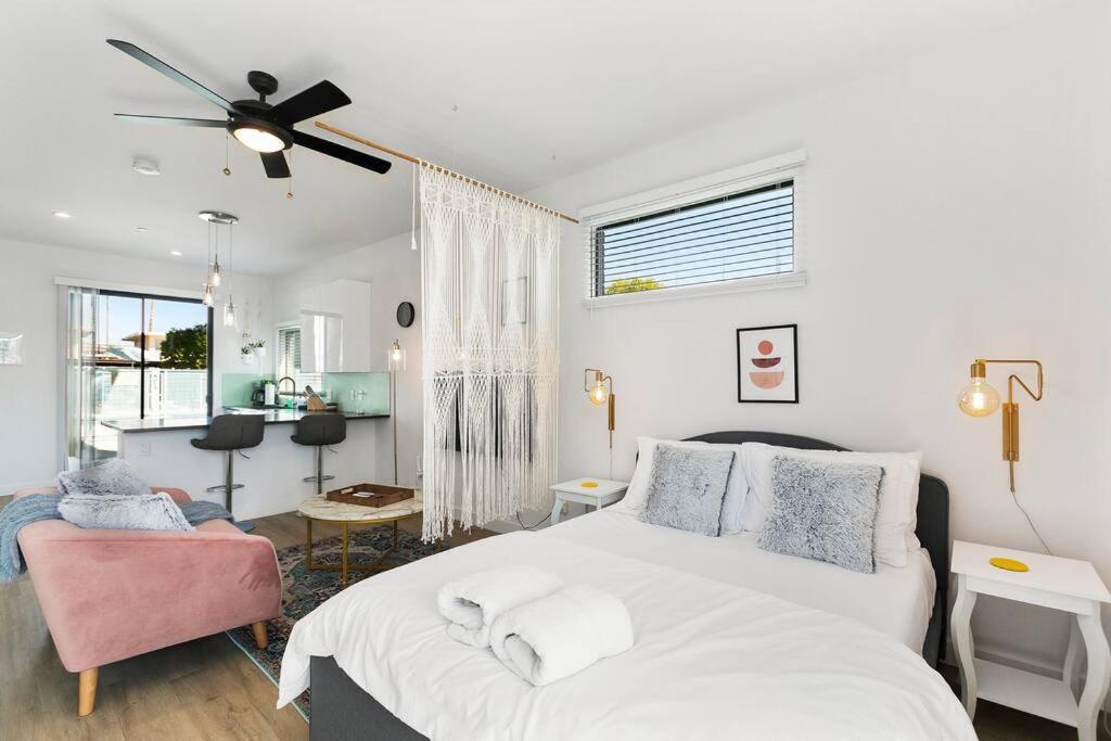 Large Studio Rooftop & Poolside - Walk To Old Town Scottsdale Exteriör bild