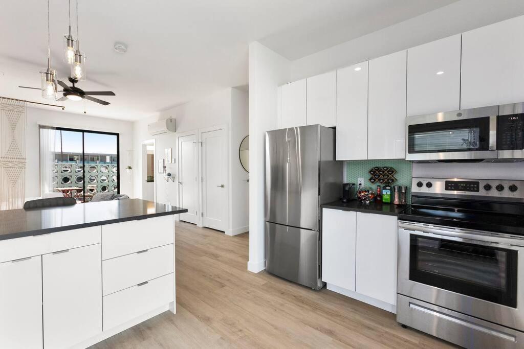 Large Studio Rooftop & Poolside - Walk To Old Town Scottsdale Exteriör bild